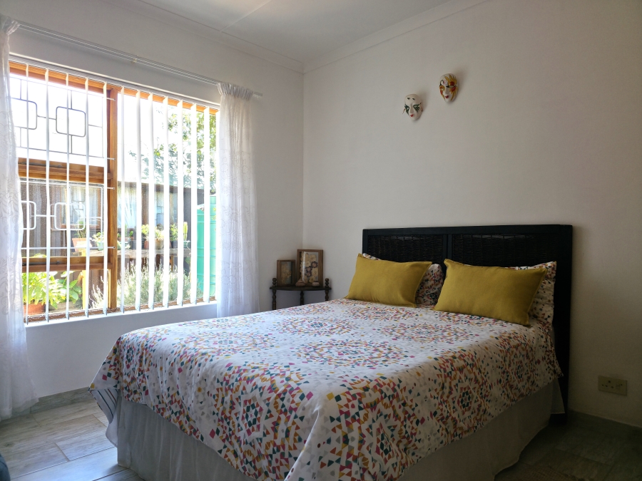 4 Bedroom Property for Sale in Wavecrest Eastern Cape